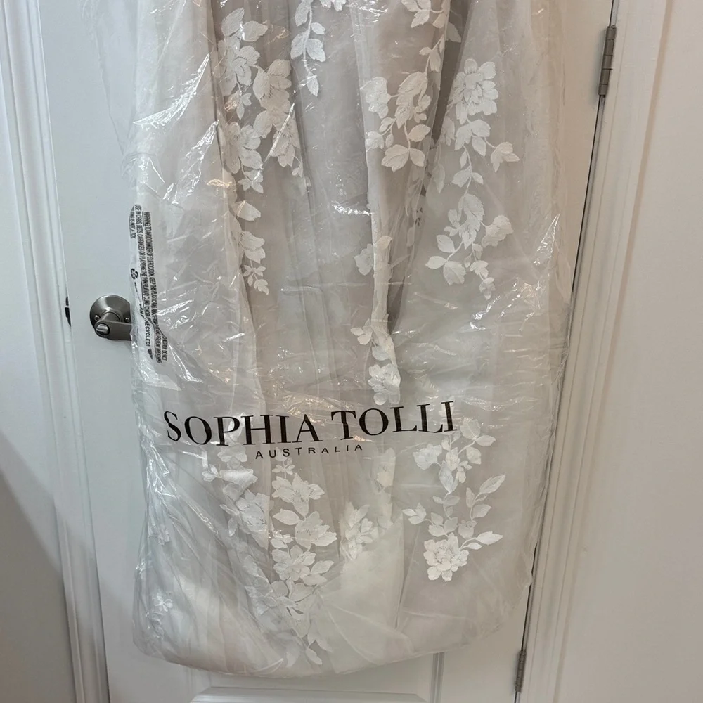 NWT Size 20 Sophia Tolli Wedding Dress Y3146 - Picture 8 of 16